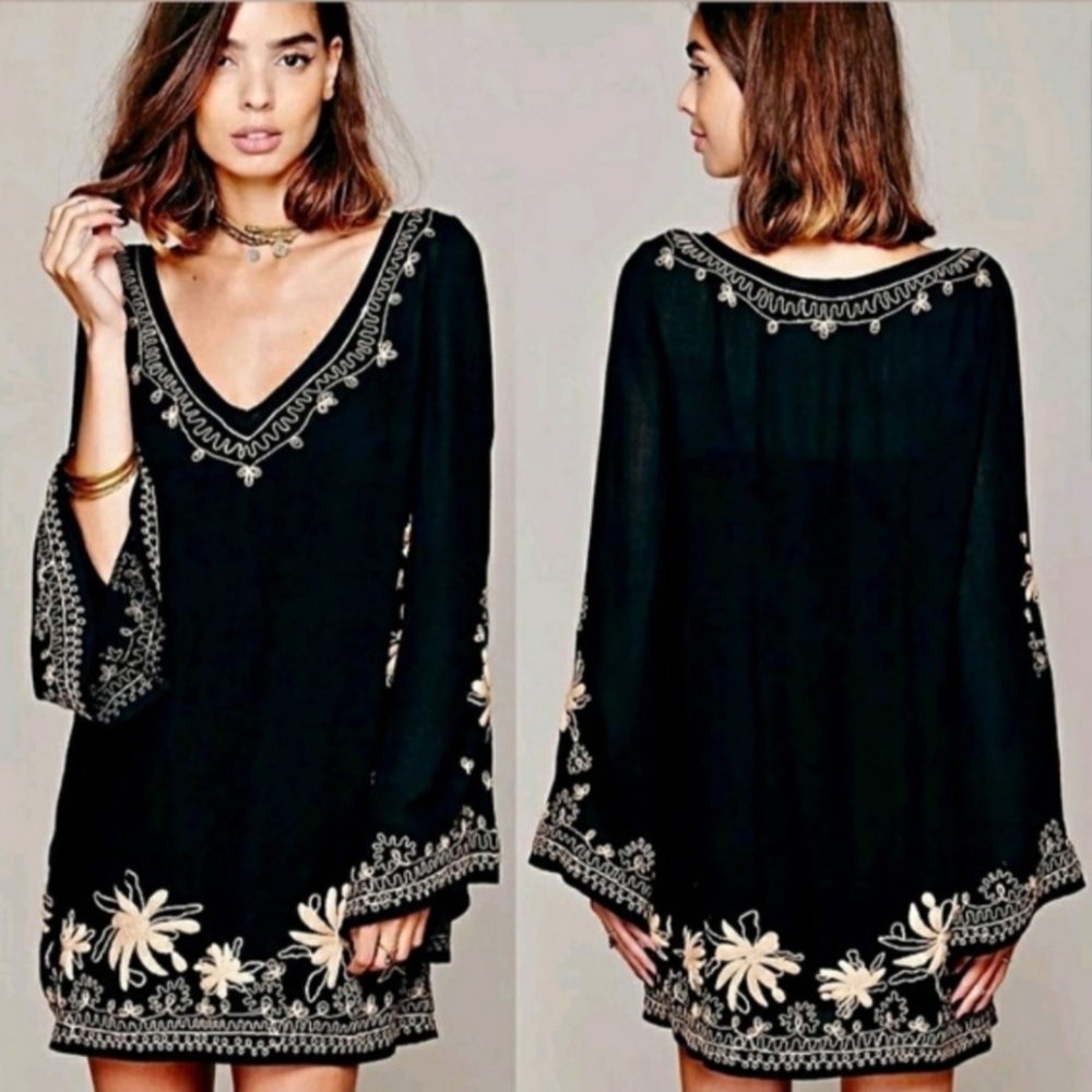 Free People Sky Fall Embroidered black mini Dress  / tunic  size M